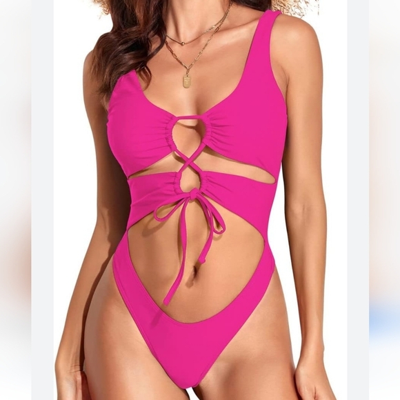 💓NWT Thong One Piece Swimsuit - Picture 1 of 7